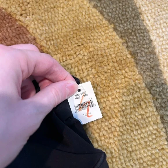 NWT Offline by Aerie Real Me Bike Short 7” Inseam Black Crossover Waistband M - Picture 3 of 8